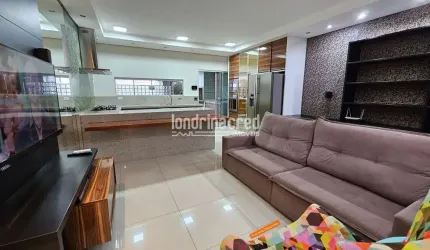 Casa pronta para morar na Vila Romana, Londrina: Projetada por Thaís Cardoso, com móveis planejados