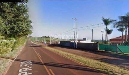 Terreno de 1.070 m² no Condomínio Águas da Prata, cercado com alambrado, já com ponto de água insta