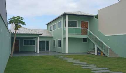 Casa com 2 Pavimentos-Balneário da Conchas - São Pedro da Aldeia