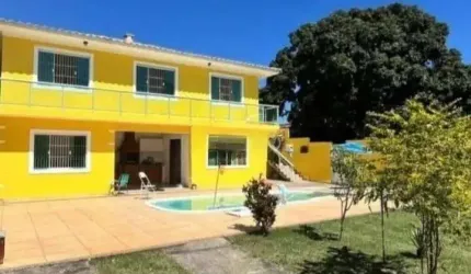 Casa 2 Pavimentos c/ Piscina em Bacaxá - Saquarema