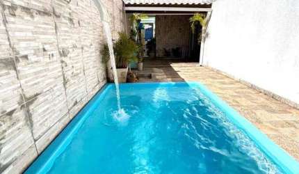 Casa c/ Piscina na Vila do Peró - Cabo Frio-RJ