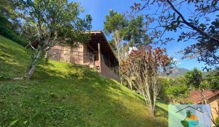 Casa rústica em Lumiar - Nova Friburgo-RJ
