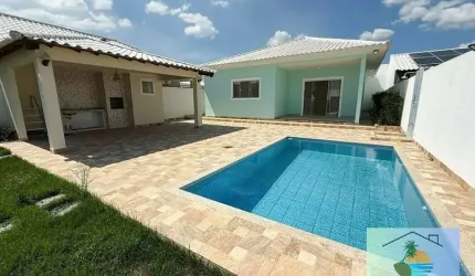 Casa em Condomínio no bairro Fazendinha - Araruama-RJ