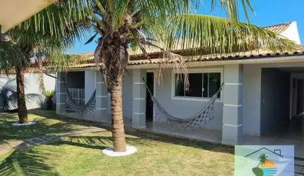 Casa porteira fechada em Araruama - RJ