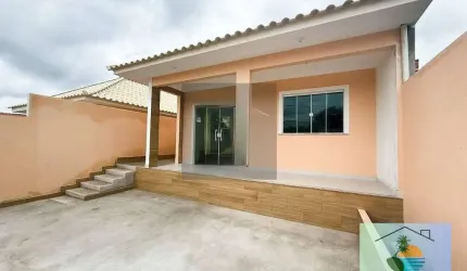 Casa com 3 Quartos no bairro Praça da Bandeira - Araruama-RJ