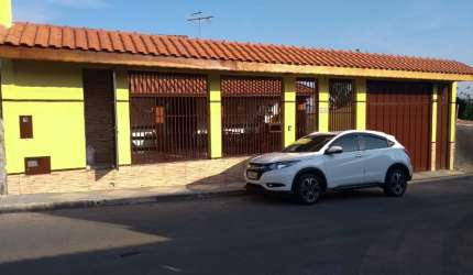Linda Casa em Ferraz de Vasconcelos