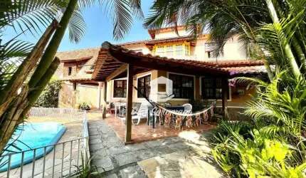 Casa À Venda 3 Quartos Em Condominio