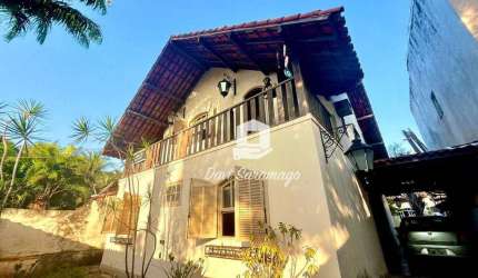 Casa com 5 dormitórios à venda, 270 m² por R$ 900.000,00 - Piratininga - Niterói/RJ