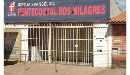 LOTE COM UM SALÃO DE. 100 M2 NA AVENIDA COMERCIAL,