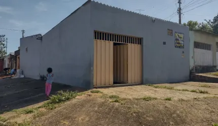 CASA A VENDA NA QUADRA 406 RECANTO DAS EMAS DF