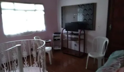 Casa com 3 quartos à venda no Jardim Cumbica, Guarulhos  por R$ 690.000