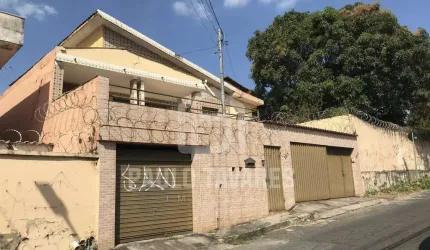 Casa para Venda em Betim / MG no bairro Brasiléia