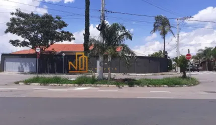Casa térrea de esquina à venda  no Jd. Regina, Indaiatuba/SP