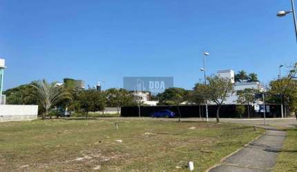 Terreno de Esquina em Jurerê Internacional