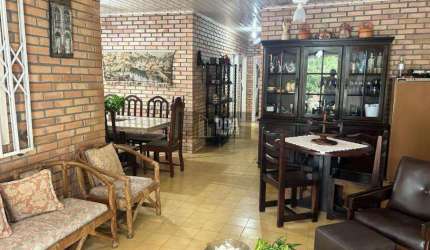OPORTUNIDADE! Casa à venda no Beco dos Milionários/Canasvieiras
