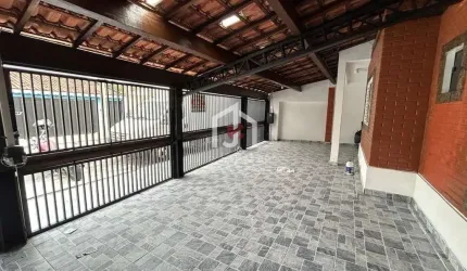 Casa com 3 quartos à venda na Rua Itaparica, Parque Senhor do Bonfim, Taubaté por R$ 530.000
