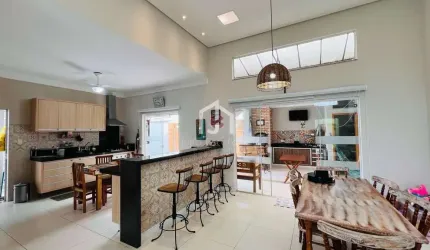 Casa em condomínio fechado com 3 quartos à venda na Rua Expedicionário Benedito de Moura, Jardim Baronesa, Taubaté por R$ 800.000