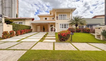 Casa em condomínio fechado com 4 quartos à venda na Avenida Itália, Jardim das Nações, Taubaté por R$ 2.200.000