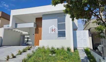 Casa em condomínio fechado com 3 quartos à venda na Avenida das Palmeiras, Condomínio Terras do Vale, Caçapava por R$ 1.175.000