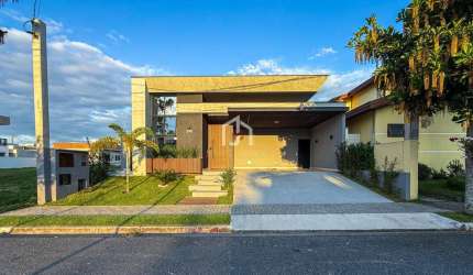 Casa em condomínio fechado com 3 quartos à venda na Avenida Carlos Pedroso da Silveira, Residencial Ouroville, Taubaté por R$ 1.780.000