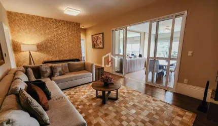 Apartamento com 4 quartos para alugar no Morro do Elefante, Campos do Jordão  por R$ 12.000