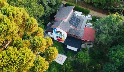 Casa com 4 quartos à venda no Alto da Boa Vista, Campos do Jordão  por R$ 1.600.000