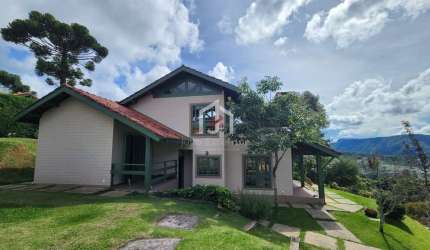 Casa em condomínio fechado com 2 quartos à venda no Imbiry, Campos do Jordão  por R$ 1.500.000