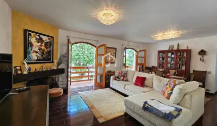 Apartamento com 4 quartos à venda no Capivari, Campos do Jordão  por R$ 1.250.000
