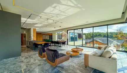 Casa em condomínio fechado com 5 quartos à venda no Colinas Capivari, Campos do Jordão  por R$ 15.000.000