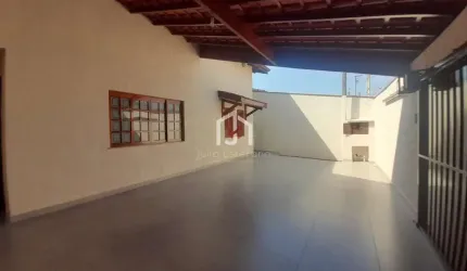 Casa com 3 quartos à venda na Rua Eduardo Prates da Fonseca, São Benedito, Pindamonhangaba por R$ 770.000