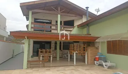 Casa em condomínio fechado com 3 quartos à venda na Avenida Manoel Marcondes Oliveira Mello, Condominio Residencial Real Ville, Pindamonhangaba por R$ 1.350.000