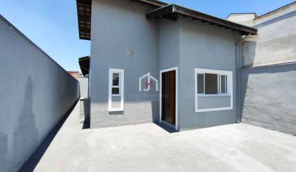 Casa com 3 quartos à venda na Rua Antônio Cassiano, Residencial Parque das Palmeiras, Pindamonhangaba por R$ 420.000