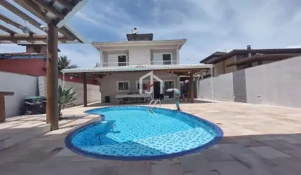 Casa em condomínio fechado com 4 quartos à venda em Horto Florestal, Ubatuba  por R$ 1.800.000