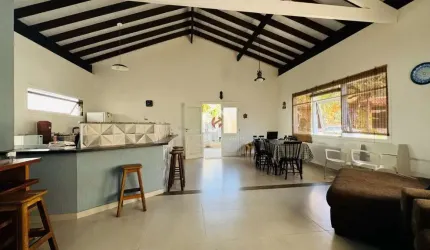 Casa em condomínio fechado com 3 quartos à venda em Horto Florestal, Ubatuba  por R$ 700.000