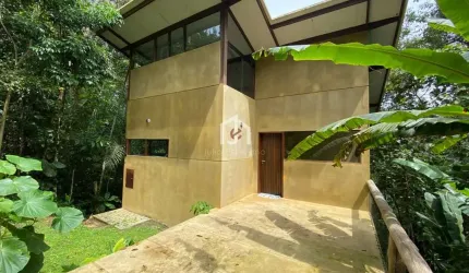 Casa em condomínio fechado com 3 quartos à venda no Prumirim, Ubatuba  por R$ 1.800.000
