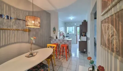 Apartamento com 2 quartos à venda no Centro, Ubatuba  por R$ 450.000