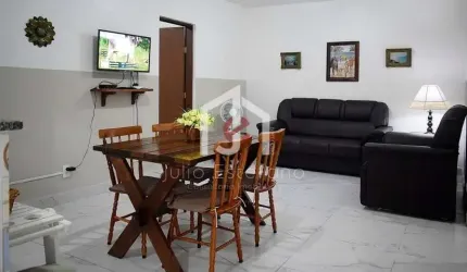 Casa com 6 quartos à venda na Enseada, Ubatuba  por R$ 1.800.000