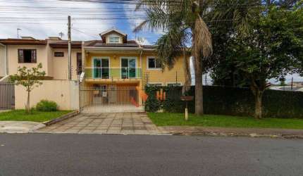 Sobrado com 4 quartos 2 suítes, 230 m² no bairro  Campo Comprido