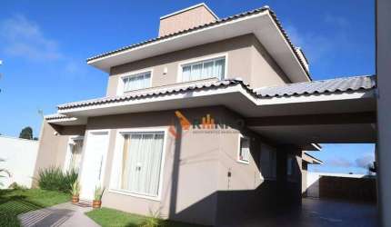 Sobrado Triplex com 4 quartos, 3 suítes, 295,72m² no Centro de Quatro Barras.