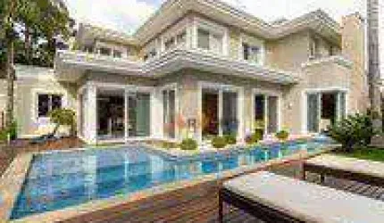 Casa com Piscina e 5 Suítes Alphaville Graciosa