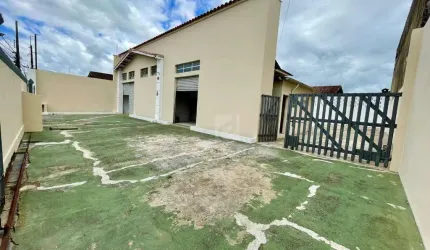 Galpão à venda, 243 m² por R$ 980.000,00 - Corumbá - Itanhaém/SP