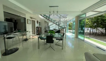 VENDO CASA EM CONDOMÍNIO FECHADO, 450 M2 5 SUÍTES, PORTAL DO SOL ATIPLANO.