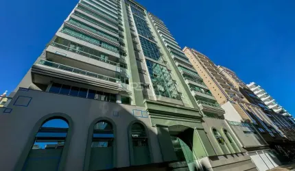 Apartamento em meia praia com vista para o mar , Meia Praia, Itapema - SC