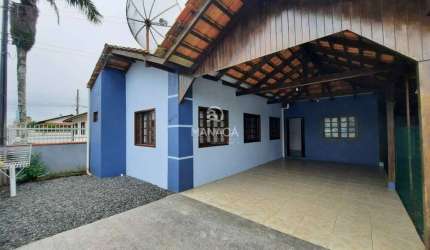 Casa com 4 quartos, bairro Jardim Icaraí, Barra Velha - SC