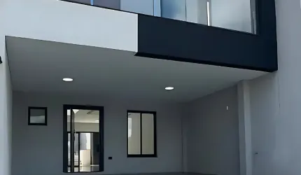 SOBRADO ALTO PADRÃO NO BAIRRO ARISTOCRATA