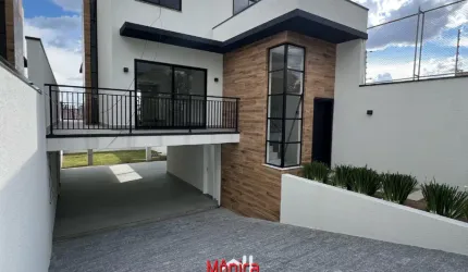 EXCELENTE TRIPLEX NO BAIRRO JARDIM CRUZEIRO