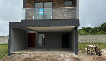 TRIPLEX NO COSTEIRA