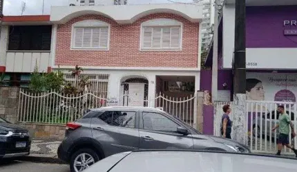 Sobrado com 4 dormitórios para alugar, 200 m² por R$ 10.600,00/mês - Gonzaga - Santos/SP