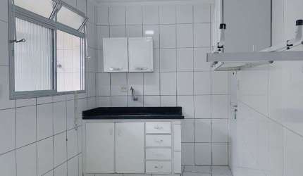 Apartamento com 2 dormitórios para alugar, 66 m² por R$ 2.600,00/mês - Embaré - Santos/SP