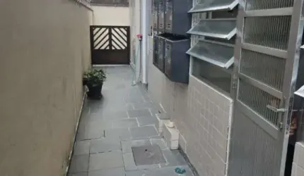 Apartamento com 2 dormitórios à venda, 68 m² por R$ 320.000 - Marapé - Santos/SP
